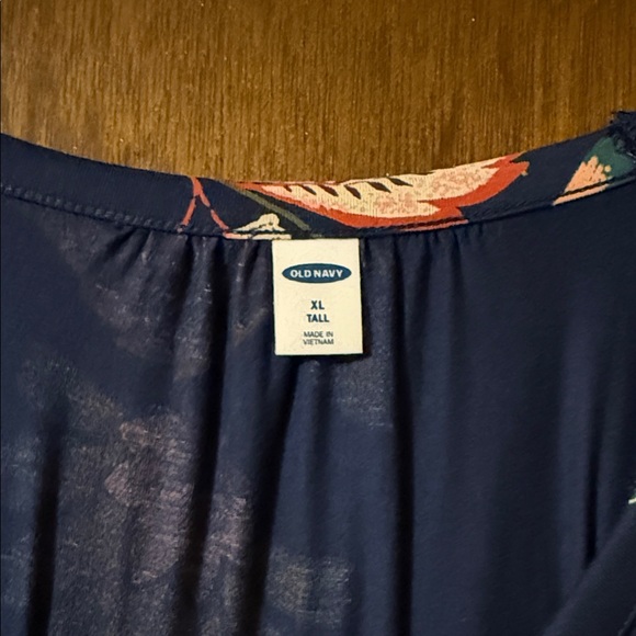 Floral Old Navy Women's Top (XL Tall) - Picture 2 of 3